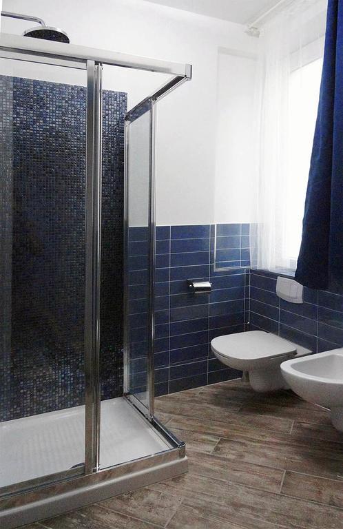 Apartmán La Casa Di Margit Nova Milanese Pokoj fotografie