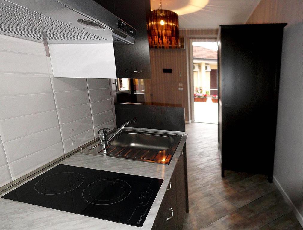 Apartmán La Casa Di Margit Nova Milanese Pokoj fotografie